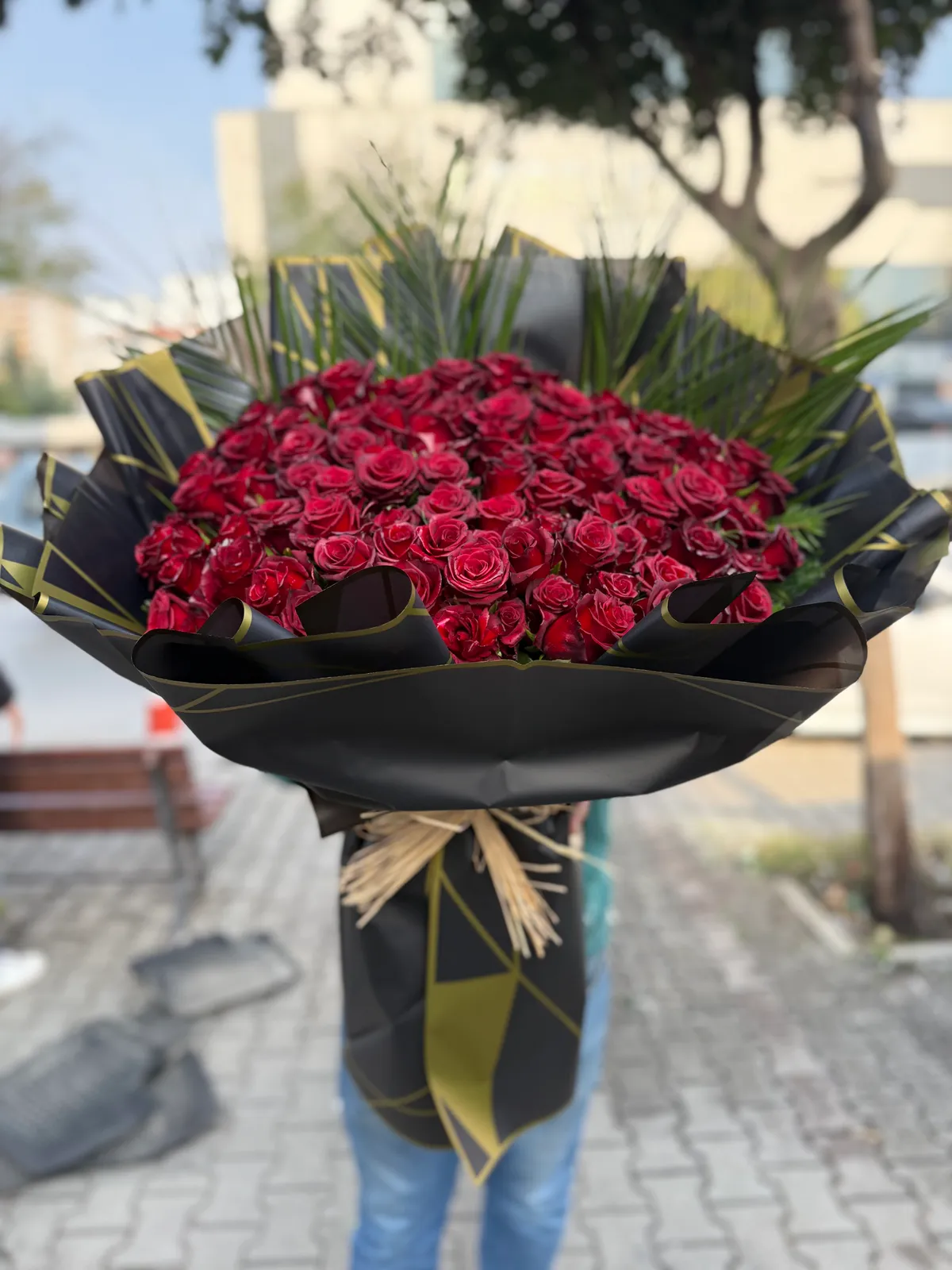 100 Gül  2
