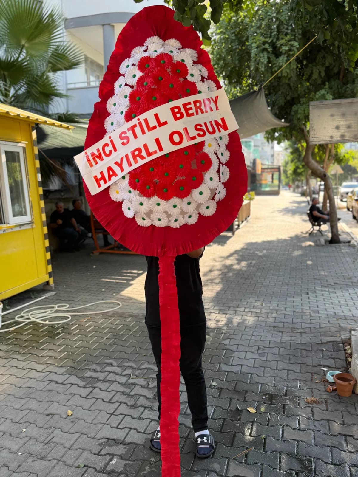 Tekli Yapay Çelenk