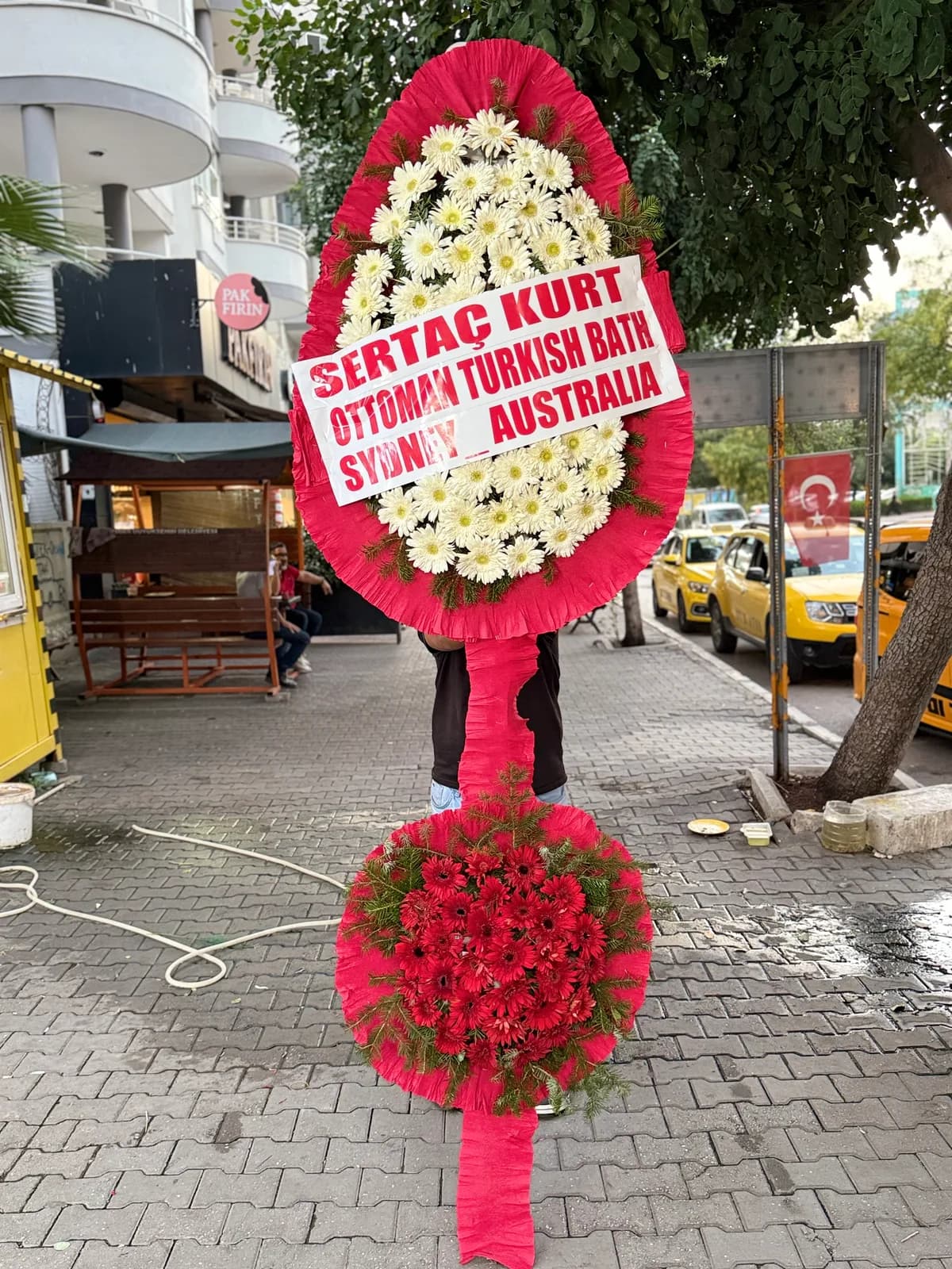 Canlı Çiftli Çelenk